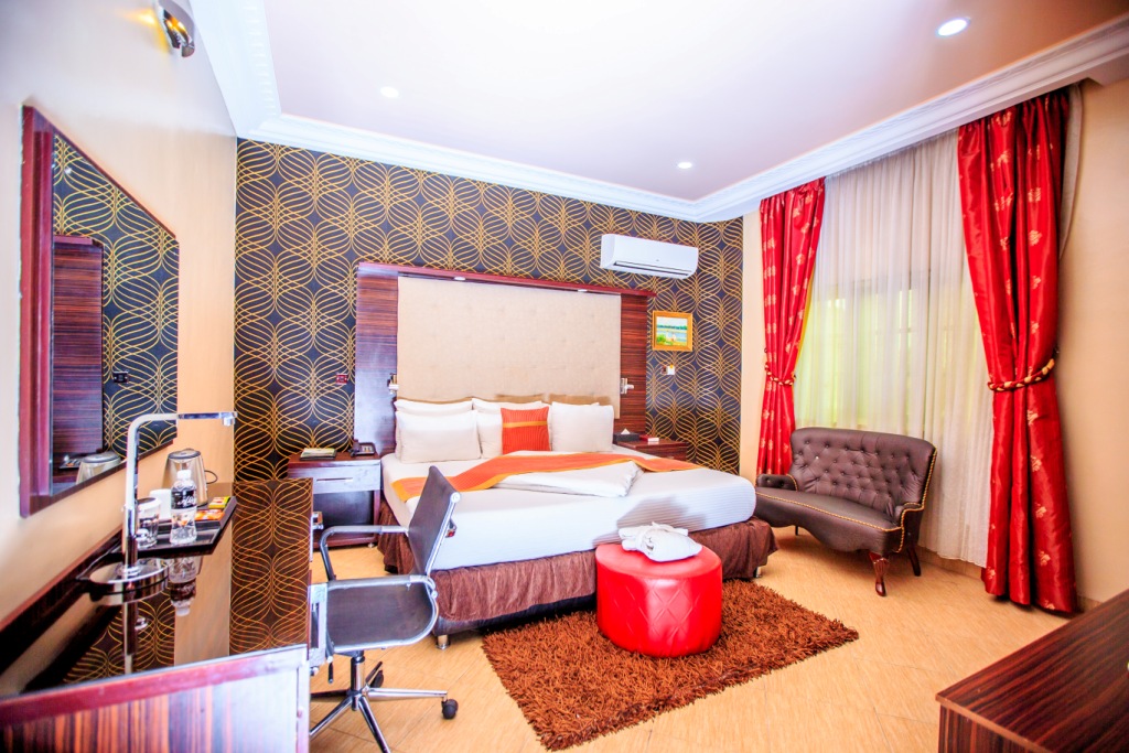 Room image description